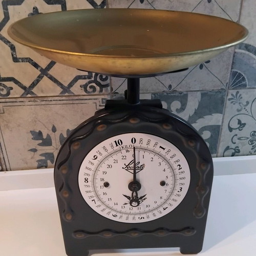 Vintage Soehnle Victoria kitchen scale 10kg like new