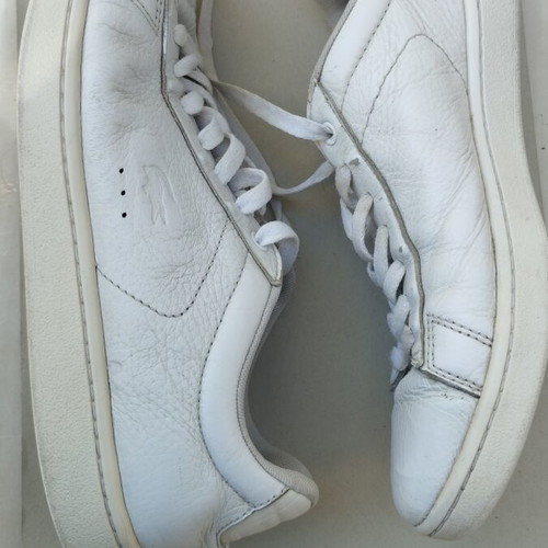 Lacoste leather unisex sneakers used, size 40, white