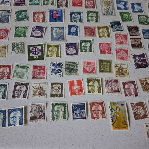 German stamps used, pack of 319 collectible vintage pieces