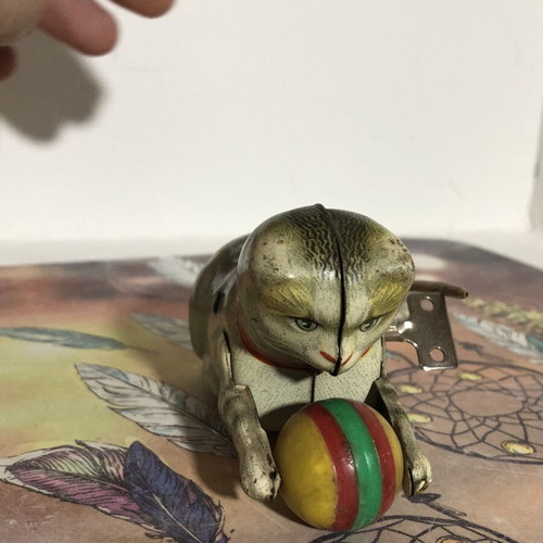 Vintage Original Clockwork Kohler Cat with Ball Tin Plate Toy