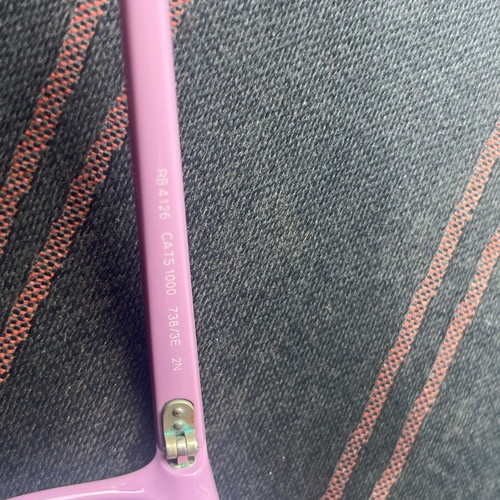 Ray-Ban RB4126 Cats 1000 738/3E sunglasses used, pink