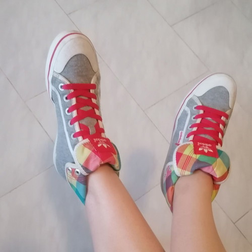 Adidas sport shoes used, grey with colorful reversible hi-top, size 37.5