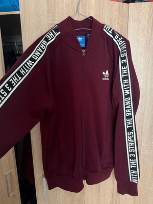 Adidas jacket medium size like new, unworn