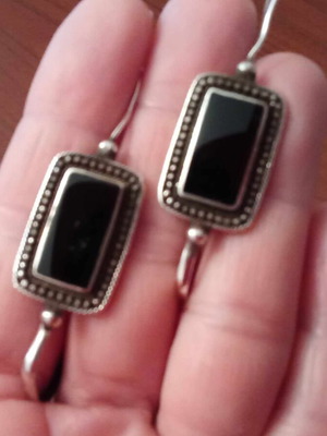 Silver earrings like new, handmade vintage with black agate