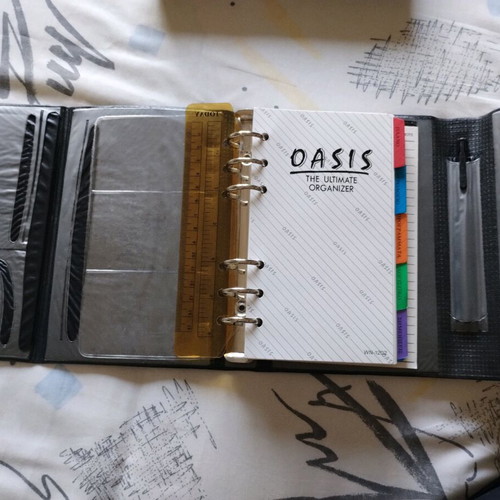 OASIS The Ultimate Organizer personal planner like new