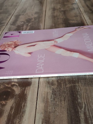 Vogue Italia Ιουλίου 2026 Τεύχος 910 με Madonna, σαν καινούργιο