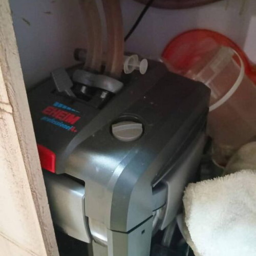 Aquarium 300 liters like new with LED lighting and Eheim thermostats