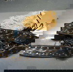  Μίνι τσαντάκι μέσης με ζώνη σε καφέ χρώμα με διακοσμητικά κρόσια & γουνάκι Boho στυλ Καινούργιο
