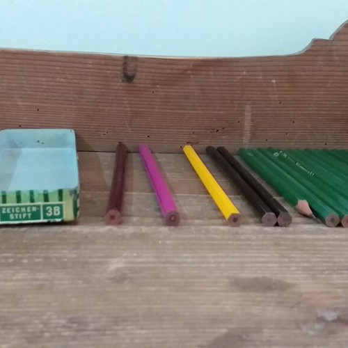 Faber collectible pencils and tin box like new