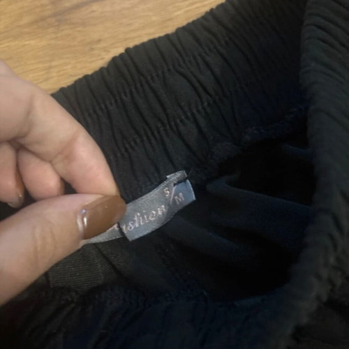 Cargo pants used, size S, black with small pull