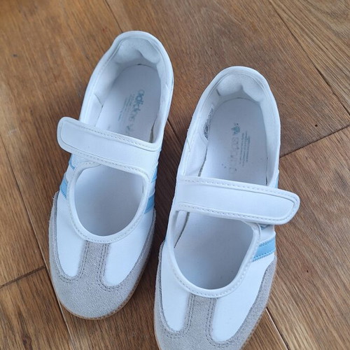 Adidas Samba ballet flats size 36, white