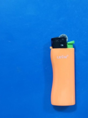 Leon Stone Lighter Height 6 cm new