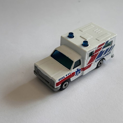 Matchbox 1996 Superfast Chevrolet Ambulance used