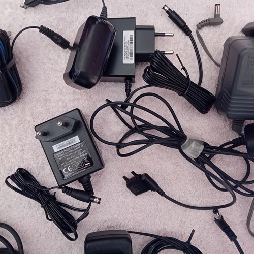 Mobile phone chargers used, pack No 2, for old models