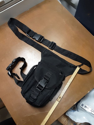 Τσαντάκι μέσης μηρού αντρικό μεταχειρισμένο, μαύρο