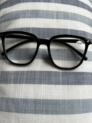 Black glasses +3 new, unisex