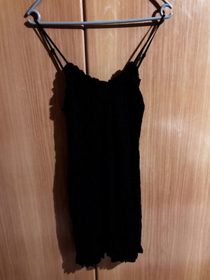 Black strap dress H&M like new, fitted, size S