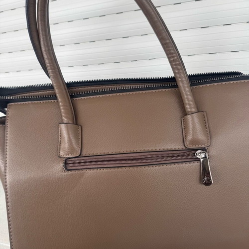 Handbag like new, brown