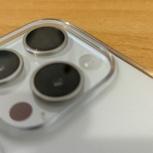 Apple Original MagSafe Transparent Phone Case for iPhone 15 Pro like new