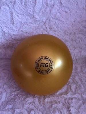 Μπάλα ρυθμικής FIG σε χρυσό χρώμα