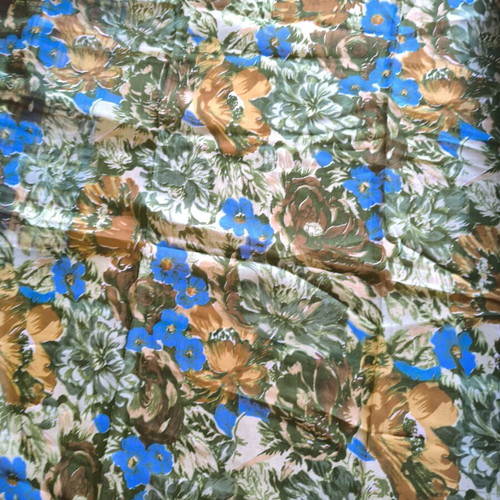 Silk scarf with floral pattern and blue details