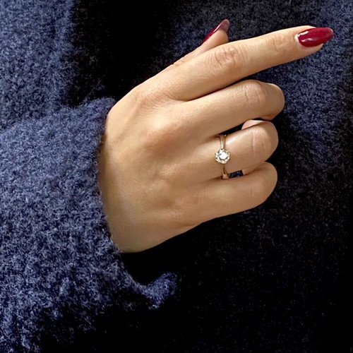Solitaire ring 1.13ct white gold 18k like new
