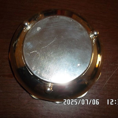 Old fondant dish used, in very good condition