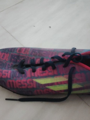 Ποδοσφαιρικά παπούτσια Adidas μεταχειρισμένα, νούμερο 41-42, μπλε και ροζ