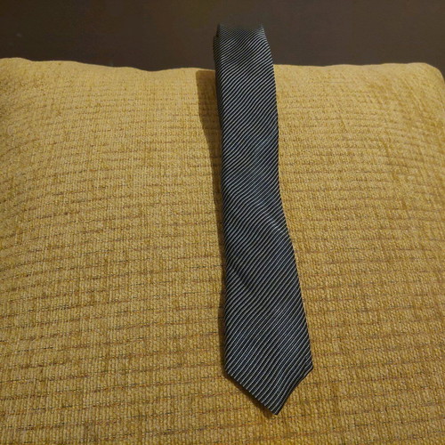 Women's striped tie gray black like new, shiny