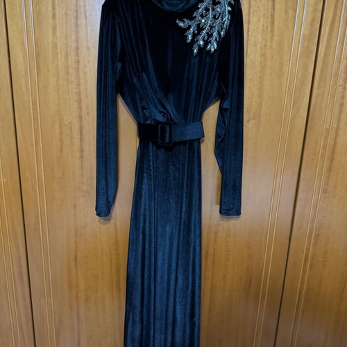 Black velvet maxi dress like new with belt and decorative jewel