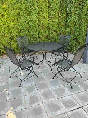 Garden set with 4 chairs and 1 table made of solid iron, new