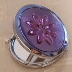Women's compact mirror
