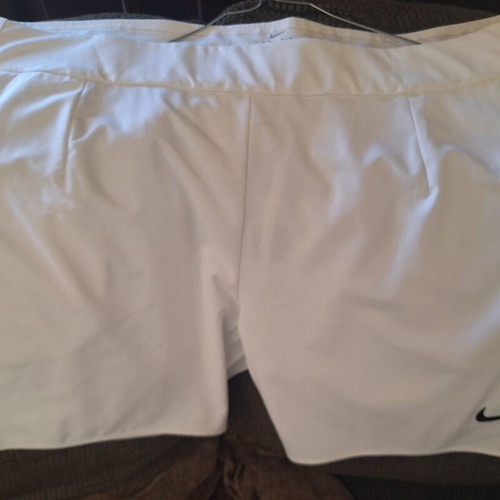Nike Court Dry Team Tennis Shorts XL new, white with black logo