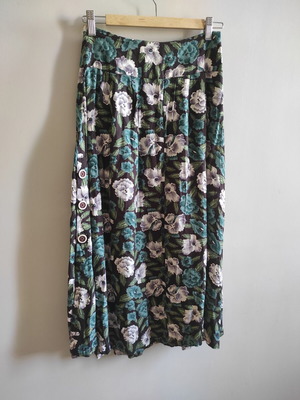 Attrattivo skirt with buttons, 100% viscose, size S