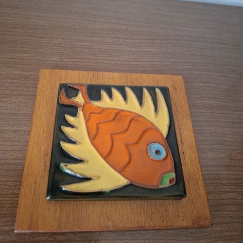 Vintage ceramic fish tile like new 14x14