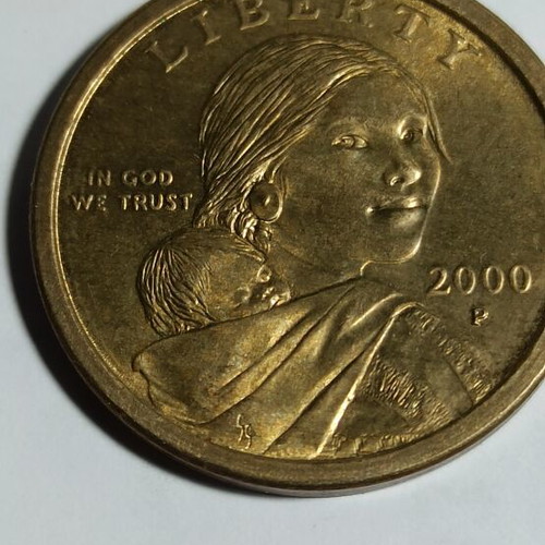 America One Dollar 2000 P like new copper zinc coin