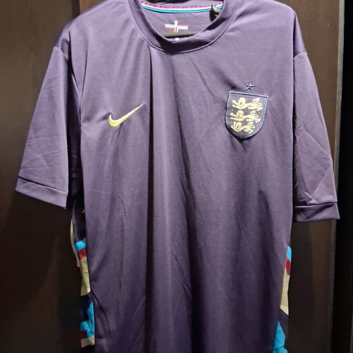 England National Team Away Jersey like new, size X-L