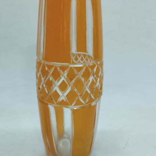 Glass vase used in yellow shade