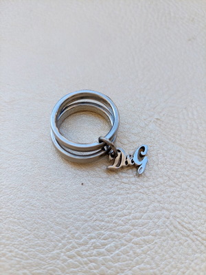 Dolce & Gabbana ring used, gray