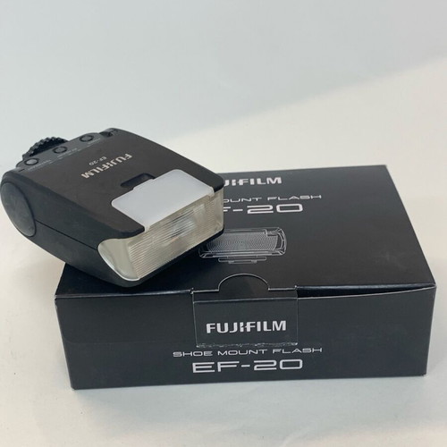 Fujifilm EF-20 flash used, ideal for X100V and X-Pro