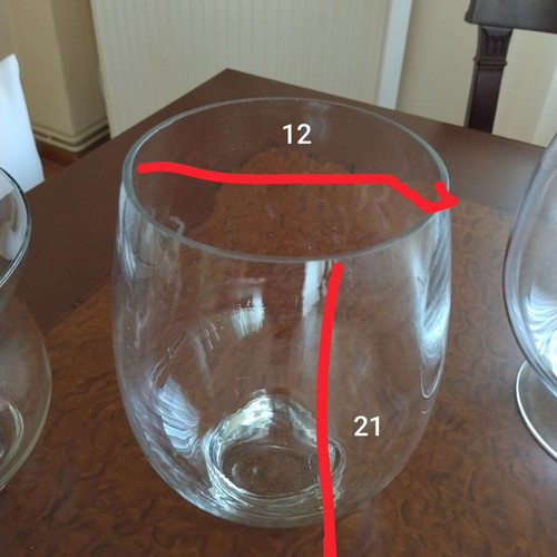 Glass vases and bowls for decoration