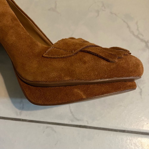 Stradivarius leather pumps used, tan, size 38