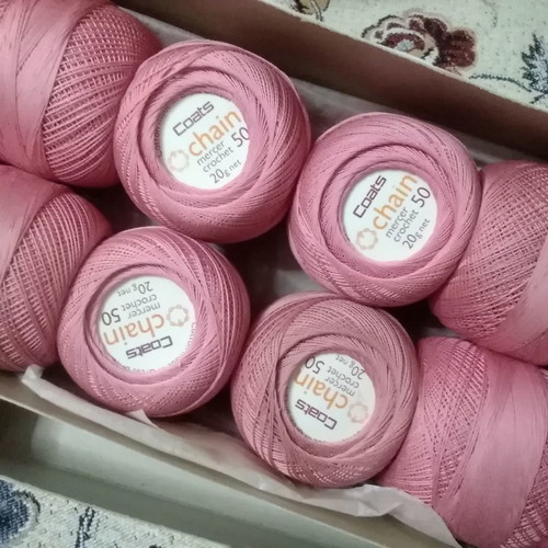 Lace thread new pink/fuchsia