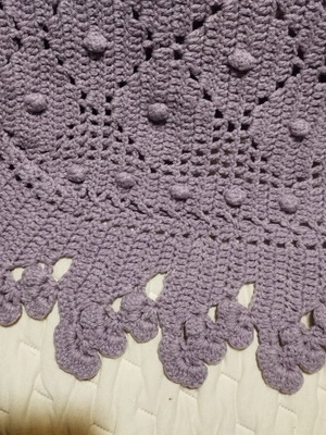 Handmade purple knitted blanket for bed 1.60, like new