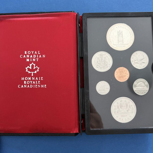 1977 Canada Double Dollar Specimen Set like new