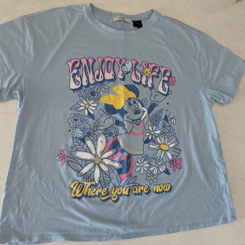 Xside Minnie Mouse Blue T-shirt XL like new with floral print