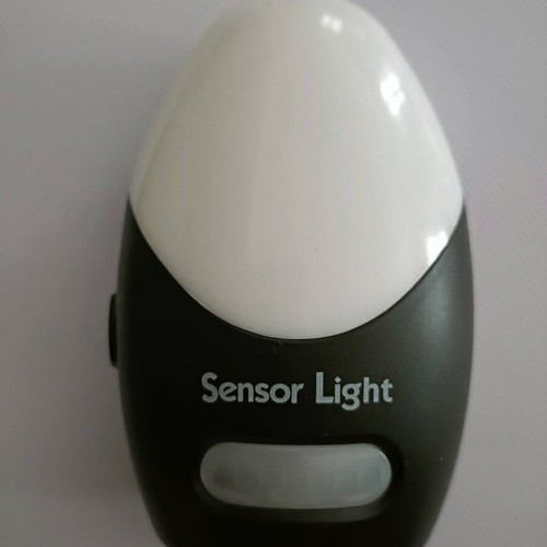 Sensor light used, motion detector lamp with hook and 3 AAA batteries
