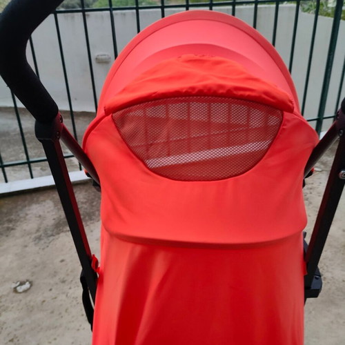 Inglesina Blink stroller like new, coral color, lightweight