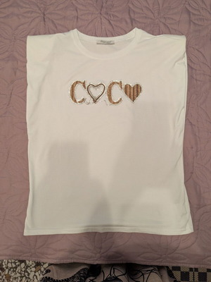 T-shirt women's short sleeve new, size L, white with shoulder pads