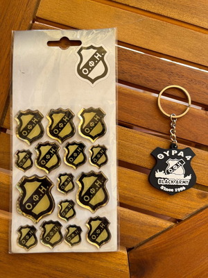 Μπρελόκ και αυτοκόλλητα ΟΦΗ καινούργια